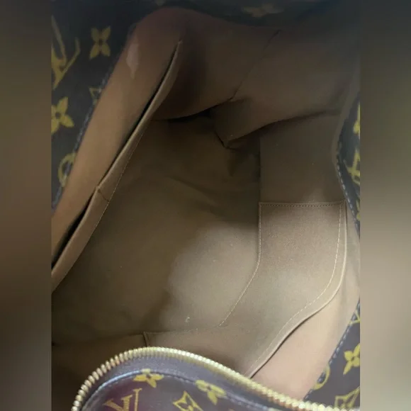 Louis Vuitton Sully - Picture 7 of 13